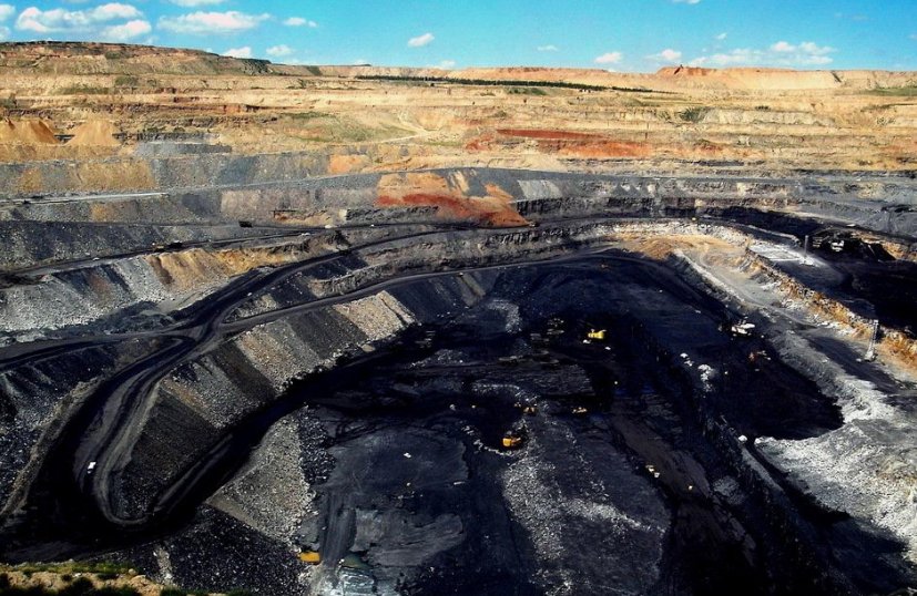 坐在地面采煤：全國已建成超200個智能化采煤工作面
